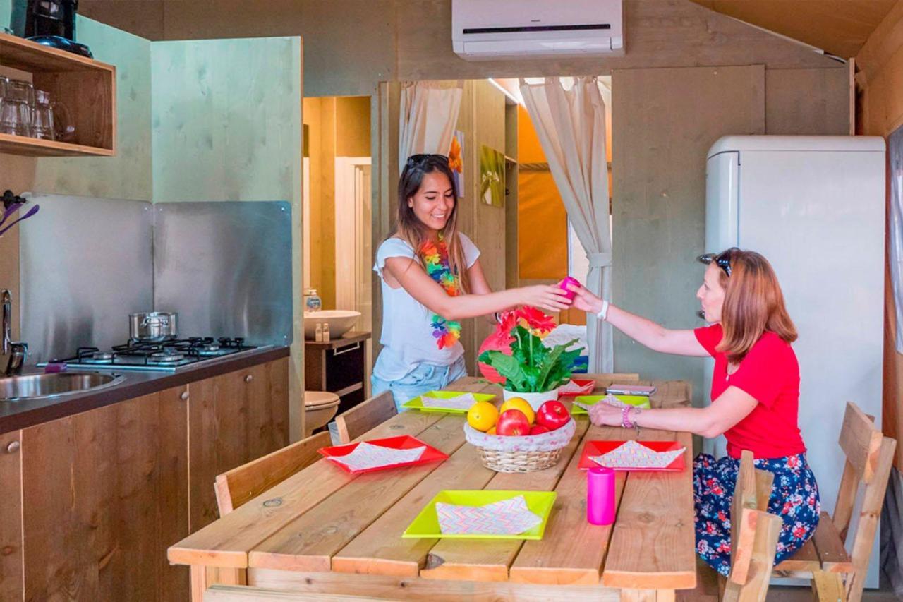 Vacanceselect Premium Lodge Polari Rovinj Luaran gambar